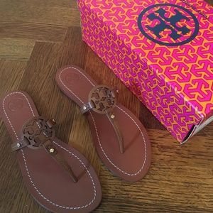 Brand New Tory Burch Mini Miller Flat Sandals